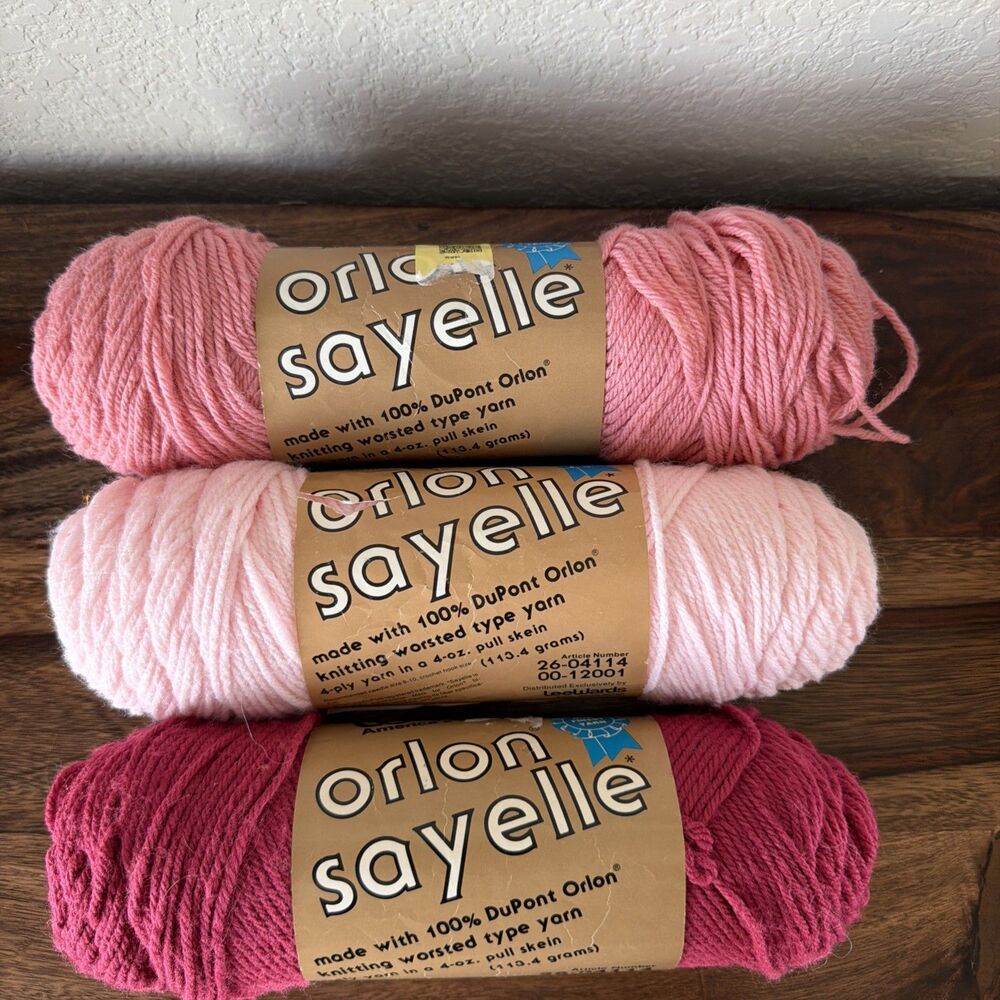 3 Skeins Lee Wards Sayelle Yarn Shaded Pinks 4 Ply Orlon Acrylic 3 Ounces